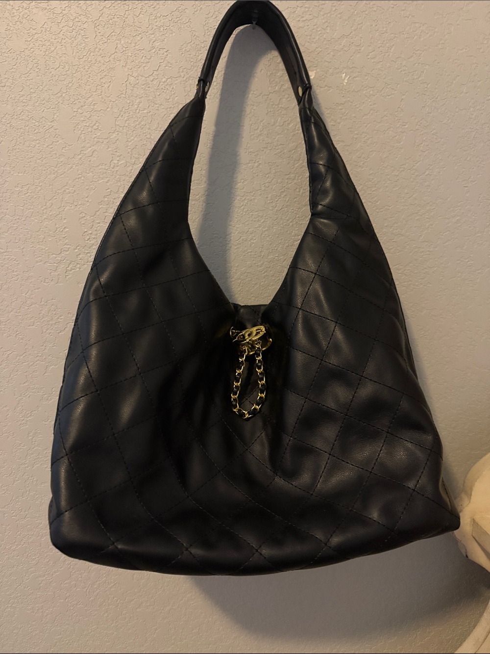 Quilted Hobo Shoulder Bag with Chain Accent - Black